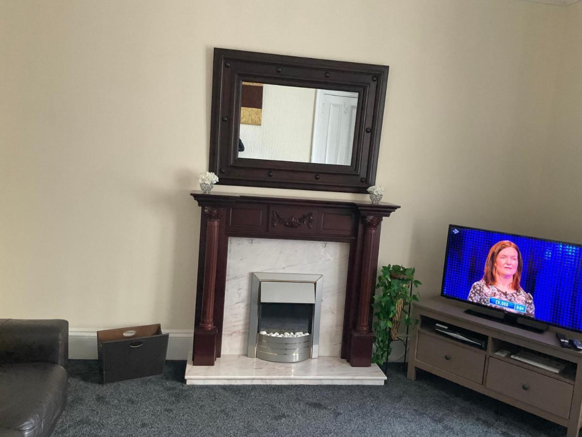 Corner House 51 Go Go Street Ground Floor Largs Ka308Jw 2 Bedroom Exterior foto
